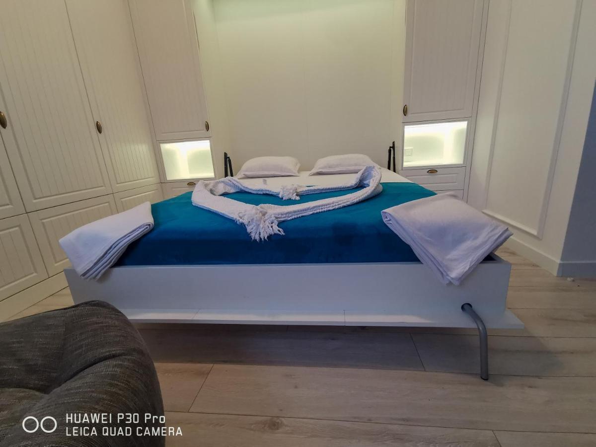 Luxury Apartments Alix Burgas Stad Buitenkant foto