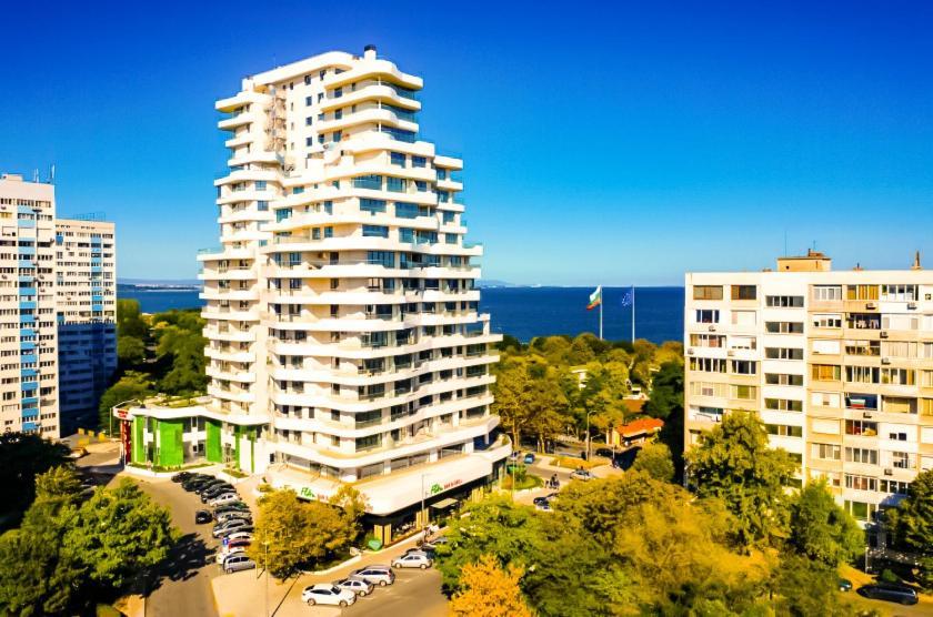 Luxury Apartments Alix Burgas Stad Buitenkant foto