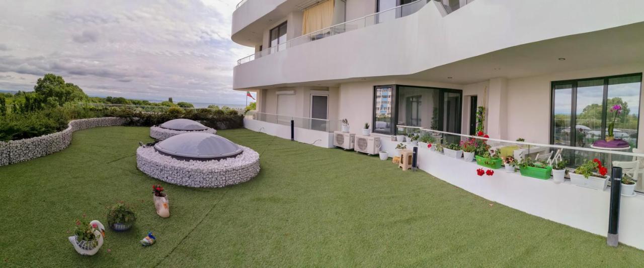 Luxury Apartments Alix Burgas Stad Buitenkant foto