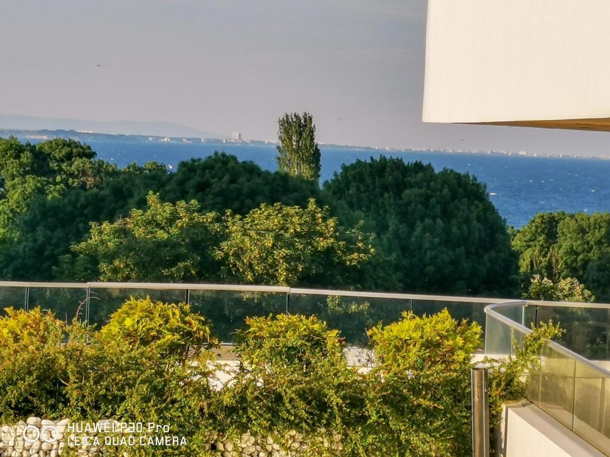 Luxury Apartments Alix Burgas Stad Buitenkant foto
