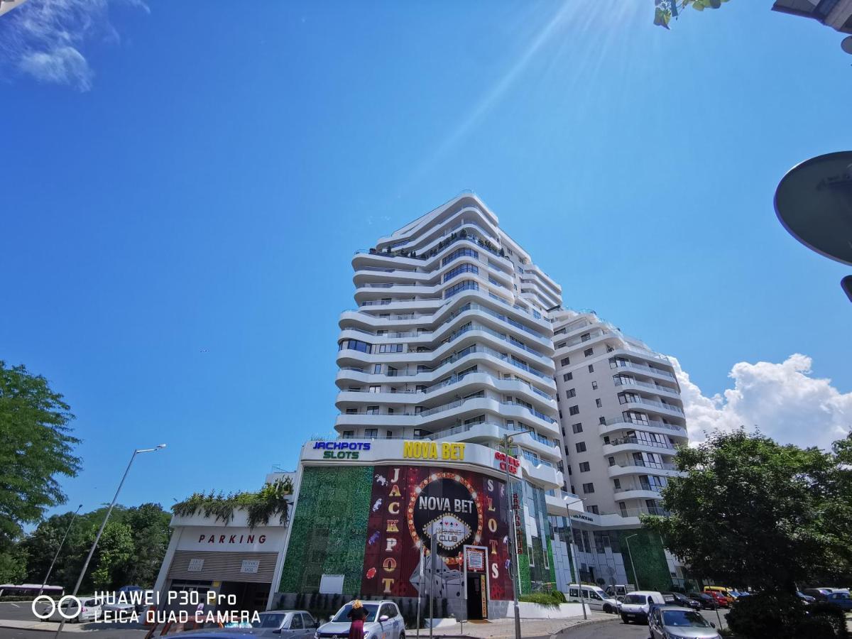 Luxury Apartments Alix Burgas Stad Buitenkant foto
